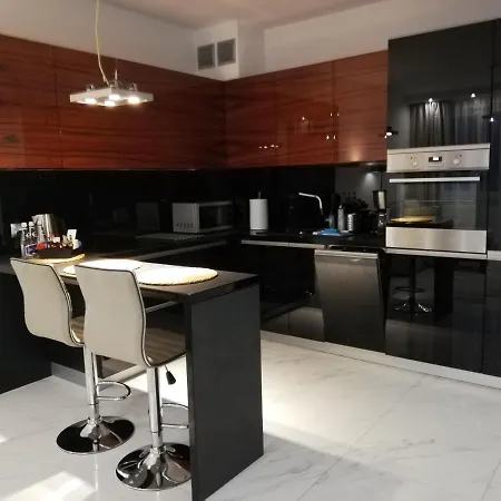 Kapitanskie Blizej Morza Kolobrzeg